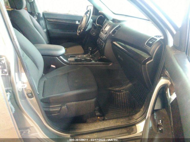5XYKT3A65EG449261 KIA SORENTO LX