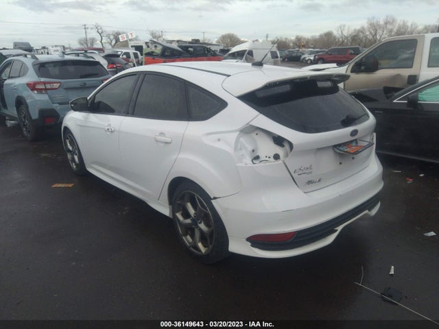Ford FOCUS ST 2017 1FADP3L90HL314188 Image 4