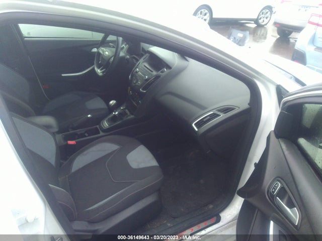 Ford FOCUS ST 2017 1FADP3L90HL314188 Image 6