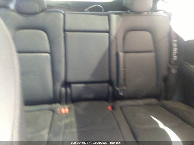 Tesla Model Y Long Range 2022 7SAYGDEE3NF381512 Image 8