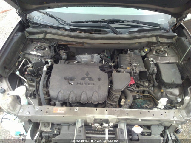 JA4AD3A31HZ058400 Mitsubishi Outlander Se/sel