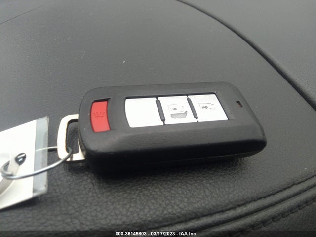 JA4AD3A31HZ058400 Mitsubishi Outlander Se/sel