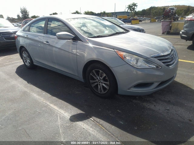 Hyundai SONATA GLS 2013 5NPEB4AC7DH678124 Image 1