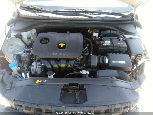 2017 HYUNDAI ELANTRA SE VIN: 5NPD84LF7HH197393