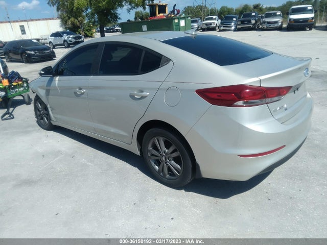2017 HYUNDAI ELANTRA SE VIN: 5NPD84LF7HH197393