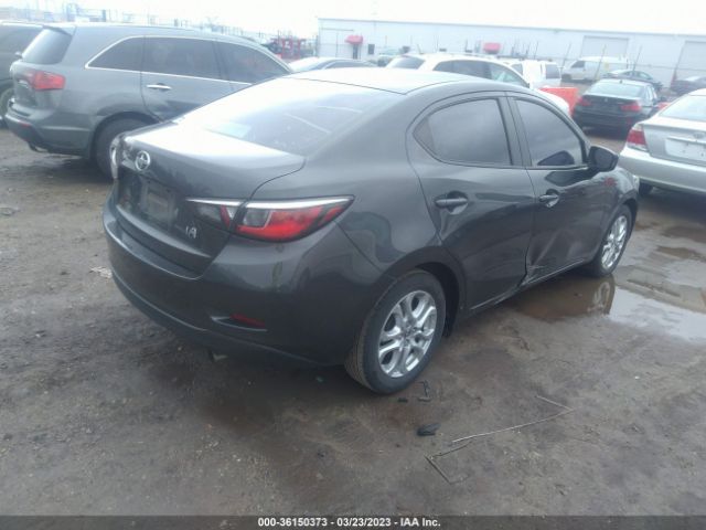 3MYDLBZV7GY127493 Scion IA