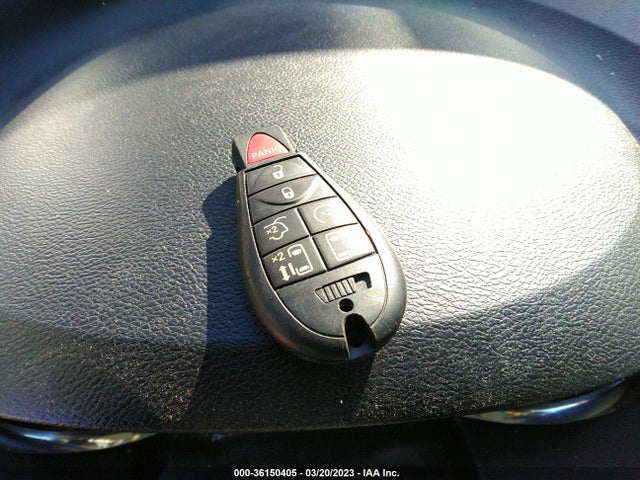2C4RC1CG1ER133327 Chrysler Town & Country Touring-l