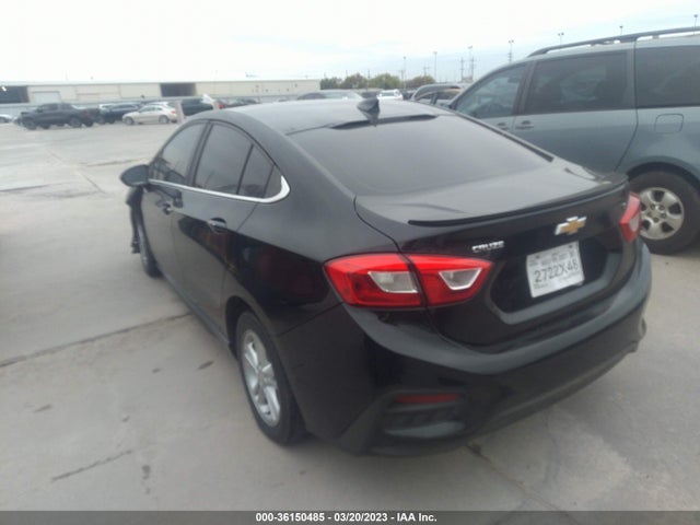 Chevrolet CRUZE LT 2018 1G1BE5SM0J7135326 Image 4