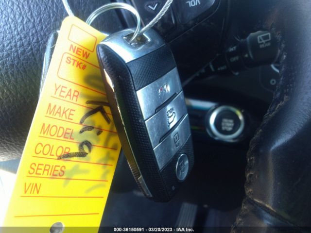 5XYKUDA72EG545828 KIA SORENTO EX