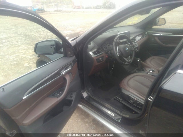 2017 BMW X1, VIN: WBXHT3C32H5F80406