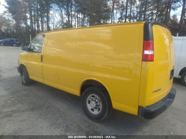 Chevrolet EXPRESS CARGO VAN 2019 1GCWGAFP0K1338222 Image 3