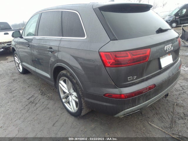 WA1VAAF77JD035586 Audi Q7 Prestige