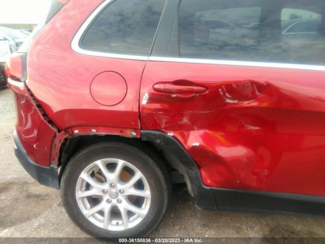 1C4PJLCB1GW351565 Jeep Cherokee Latitude