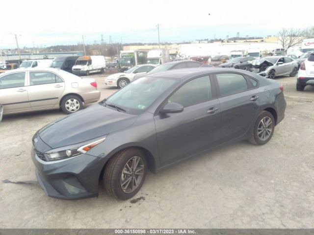 3KPF24AD7PE570382 KIA Forte Lxs