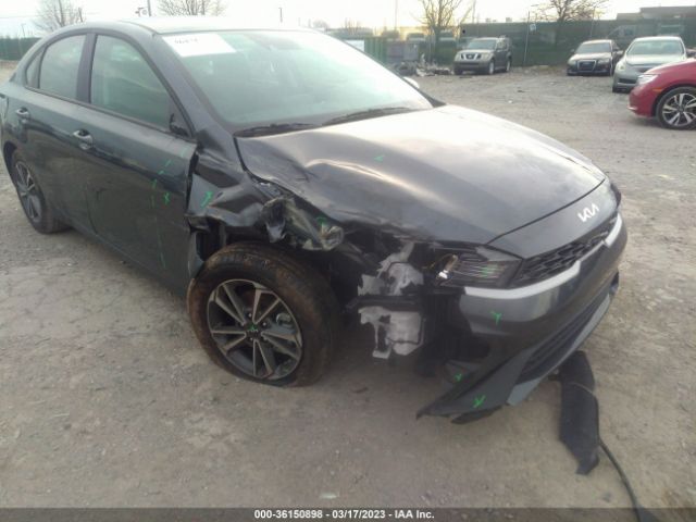 3KPF24AD7PE570382 KIA Forte Lxs