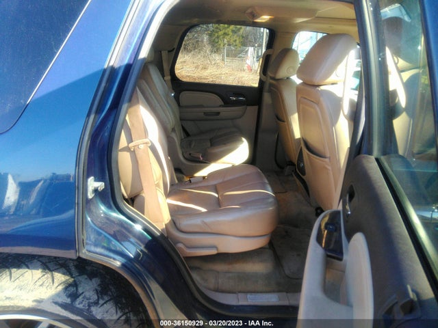 2007 GMC YUKON DENALI VIN: 1GKFK63837J277419