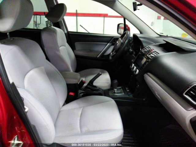 JF2SJAEC4HH810860 Subaru Forester Premium