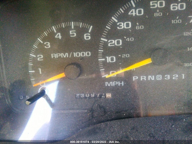 Chevrolet Suburban 1999 3GNFK16R2XG103644 Image 8