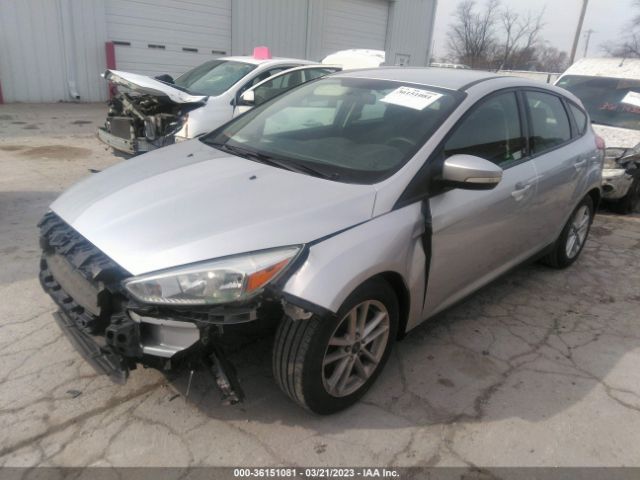1FADP3K22FL319586 Ford FOCUS SE