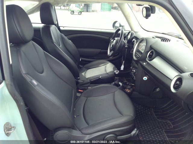 2013 MINI COOPER HARDTOP WMWSU3C59DT373688 Photo 4