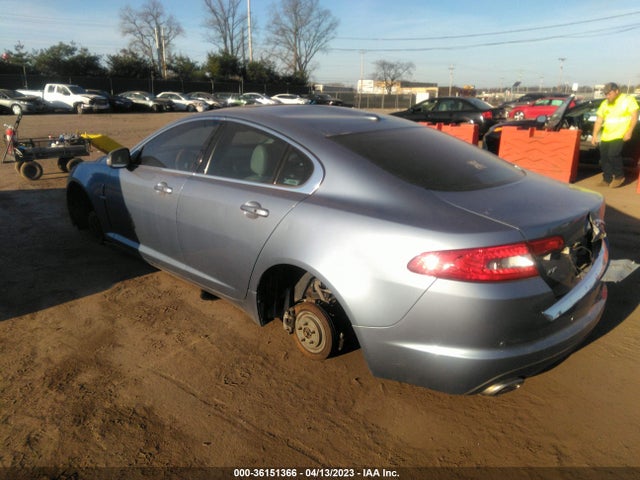 2009 JAGUAR XF SAJWA06B69HR10140 Photo 2