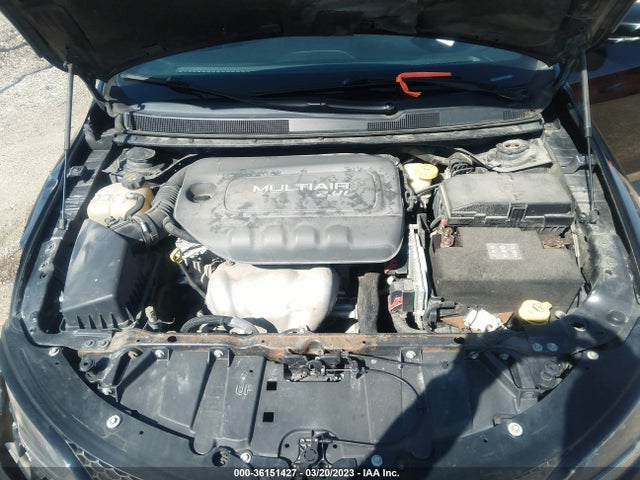 Chrysler 200 S 2015 1C3CCCBB7FN697803 Image 10