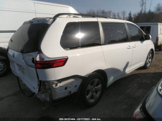 Toyota SIENNA LE 2015 5TDKK3DCXFS627822 Image 6