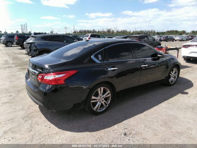 1N4BL3AP2HC148731 Nissan Altima 3.5 Sl