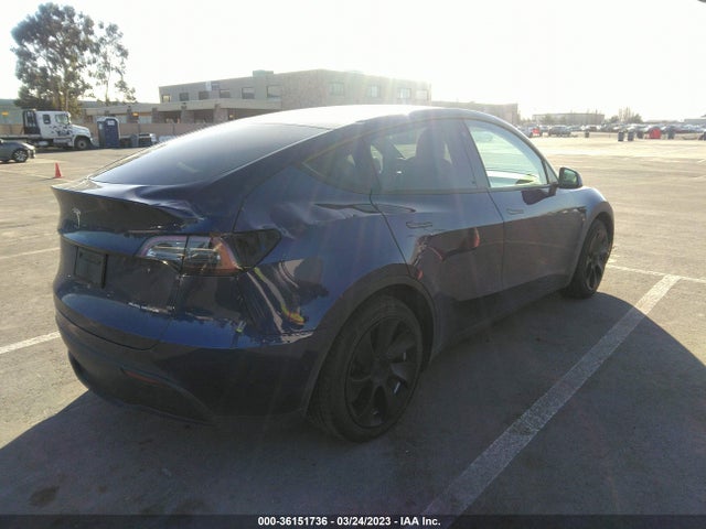 Tesla Model Y Long Range 2022 7SAYGAEE2NF349326 Image 4