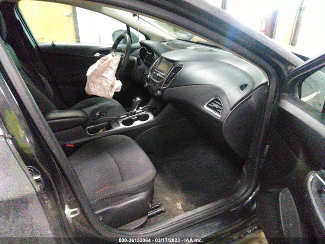 Chevrolet CRUZE LT 2017 1G1BE5SM8H7230601 Image 6