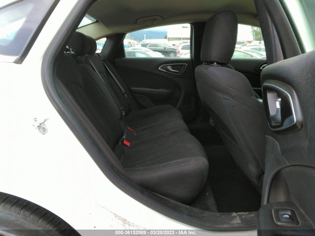 Chrysler 200 Limited 2016 1C3CCCAB4GN131455 Image 8
