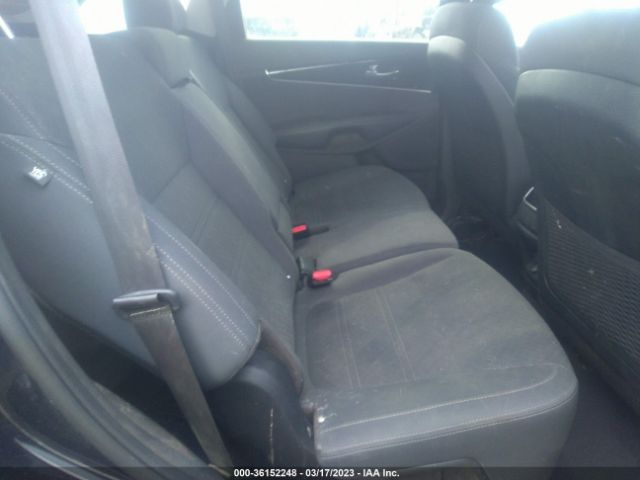 5XYPGDA33JG403265 KIA SORENTO LX