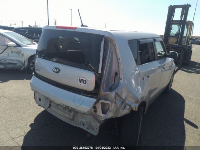 KNDJN2A24F7775631 KIA Soul Base