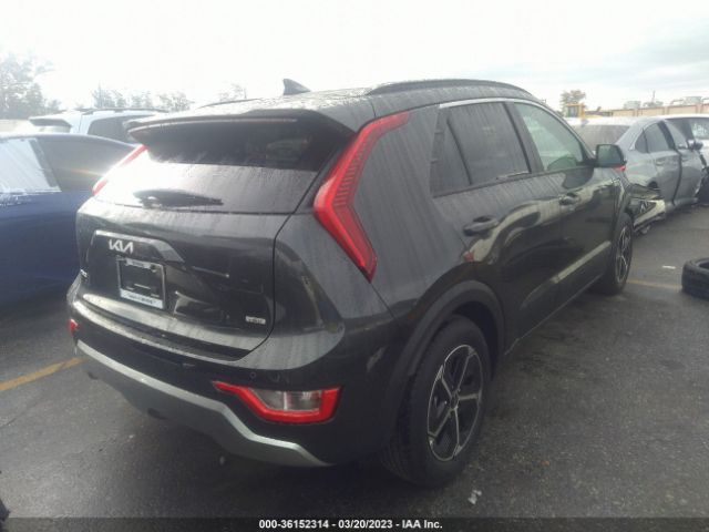 KNDCR3LEXP5075135 KIA NIRO EX