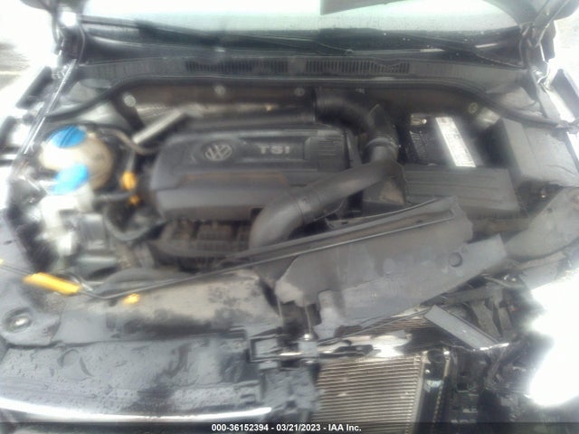 3VWL17AJ5GM228932 Volkswagen Jetta Sedan 1.8t Sel