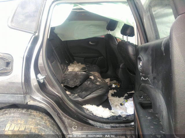 3C4NJCCB8JT286797 Jeep Compass Limited