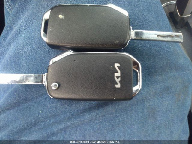 3KPF24AD1NE463745 KIA Forte Lxs