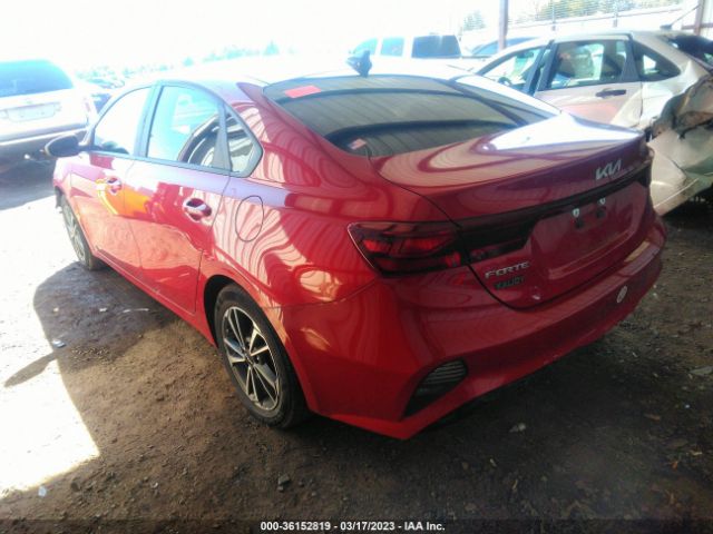3KPF24AD1NE463745 KIA Forte Lxs