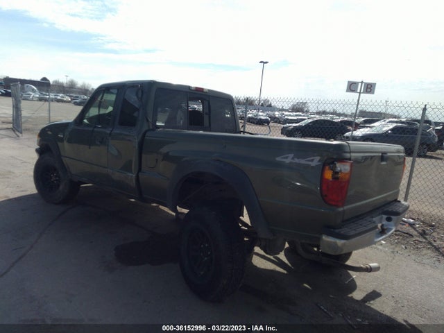 2002 MAZDA B-SERIES 4WD TRUCK SE VIN: 4F4ZR17U32TM10215