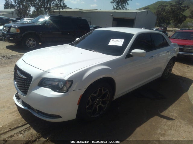 Chrysler 300 300s 2018 2C3CCAGG4JH267415 Image 2