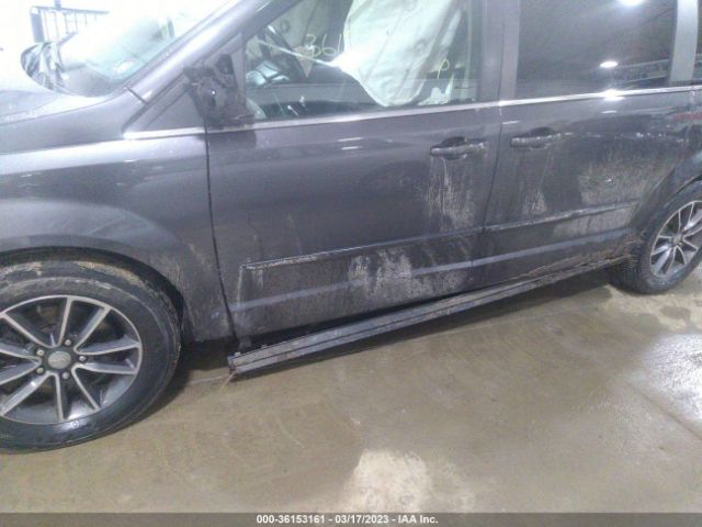 2C4RDGCG3GR401569 Dodge Grand Caravan Sxt Plus