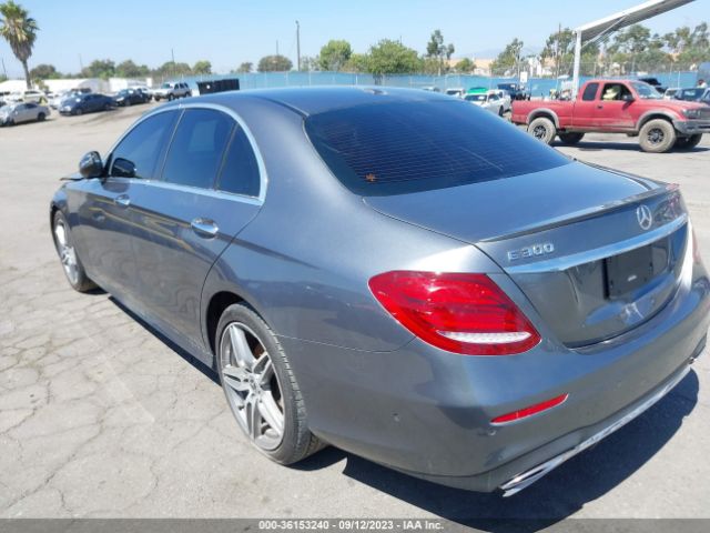 WDDZF4JB0JA343633 Mercedes-Benz E-class E 300
