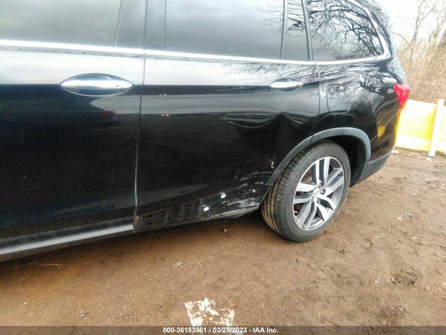Honda Pilot Touring 2017 5FNYF6H96HB038417 Image 6