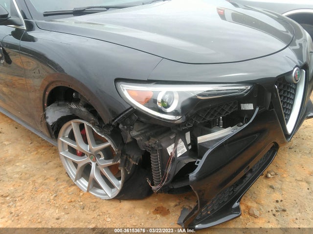 ZASPAKBN6K7C49713 Alfa Romeo STELVIO TI