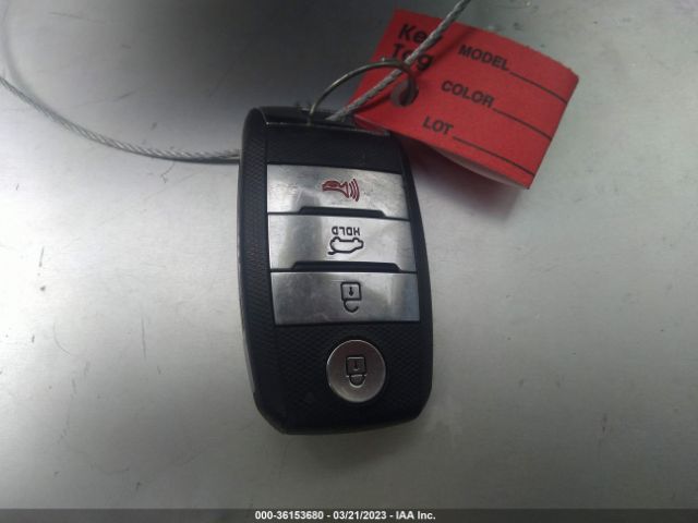 5XYPKDA50KG461240 KIA Sorento Sx V6