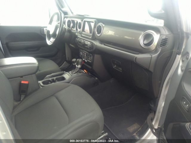1C4HJXEN4MW525451 Jeep Wrangler Unlimited Sahara