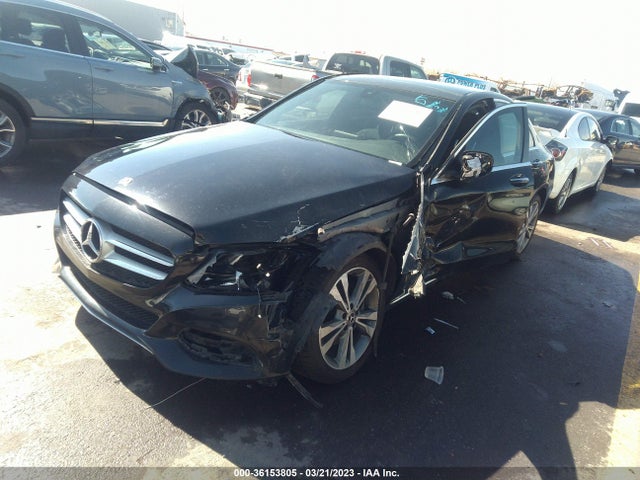55SWF4KBXJU235229 Mercedes-Benz C-class C 300