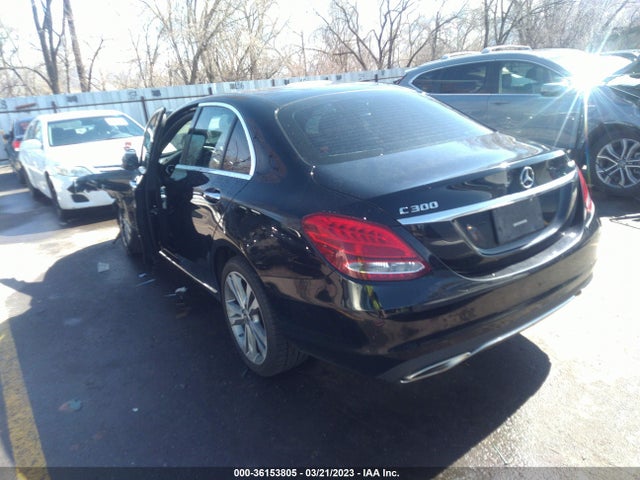 55SWF4KBXJU235229 Mercedes-Benz C-class C 300