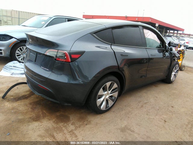 7SAYGDEE8PA054460 Tesla Model Y Long Range