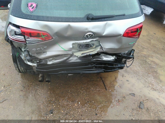 3VW217AU9GM033437 Volkswagen Golf Tsi S